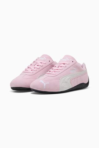 mEZH7qWMNkkpWRTrYgqGsD-320-80 5 ملابس أنيقة من Puma Speedcats يرتدون المشاهير والمؤثرين الآن