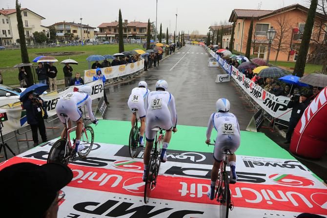Team Novo Nordisk rolls out.
