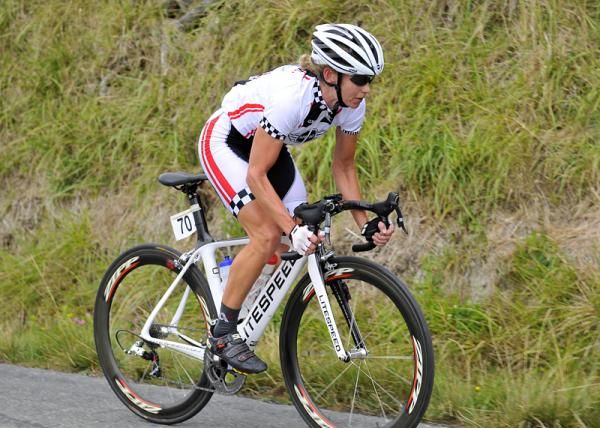 Jeanne Kuhajek of Team MINI has set off alone in search of sprint ace points.