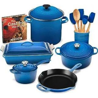 Le Creuset 16-piece Cookware Set