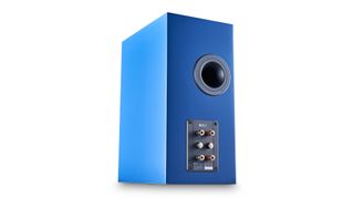 Standmounted speakers: KEF R3 Meta