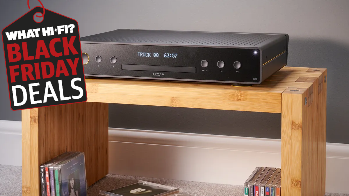 Arcam CD5 on wooden rack with Black Friday graphic