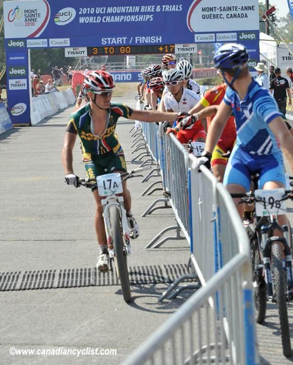 Burry Stander (South Africa) hands off