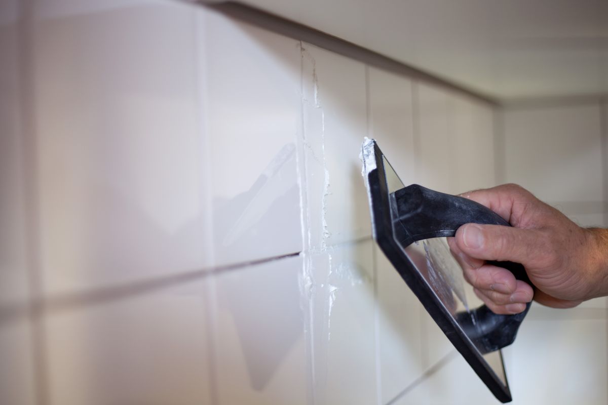 How to grout tiles
