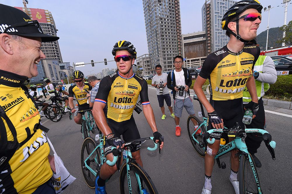 Dylan Groenewegen celebrates with his LottoNL-Jumbo teammates