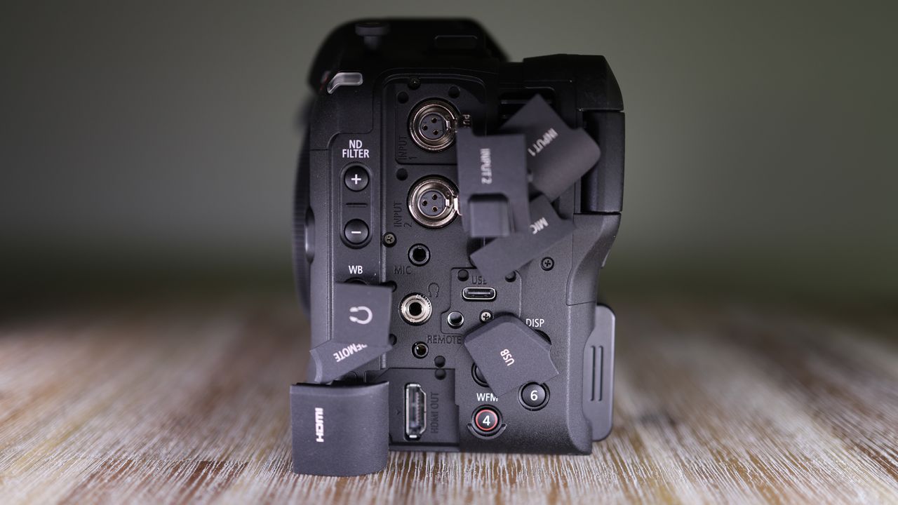 Canon EOS C70