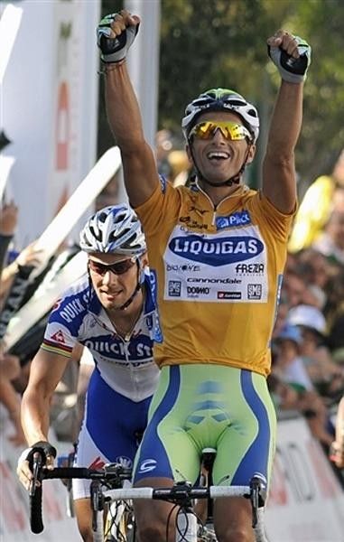 Daniele Bennati (Liquigas) celebrates his win in stage four.