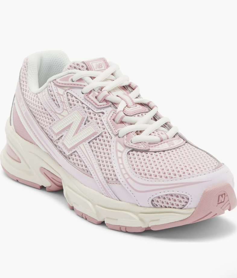 New Balance, Gender Inclusive 740 Sneaker
