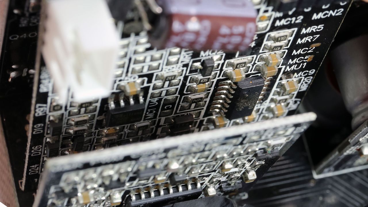 Corsair RM1000x (2021)