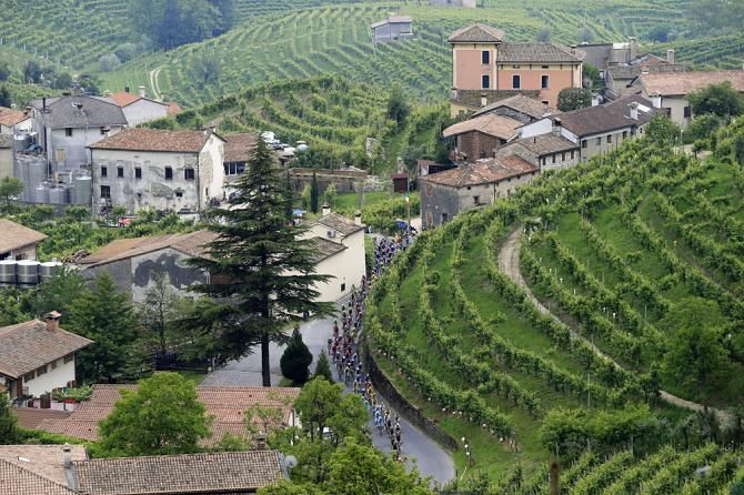 Stage 17 of the Giro d'Italia passed through wine country