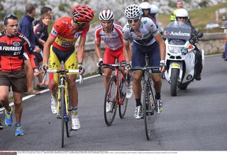 Contador looks back at Valverde and Rodriguez on the stage 15 climb