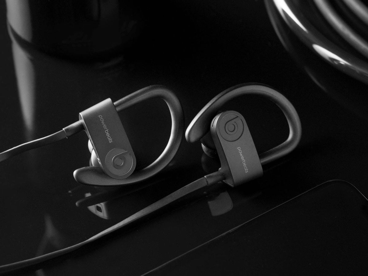 Powerbeats3 in black