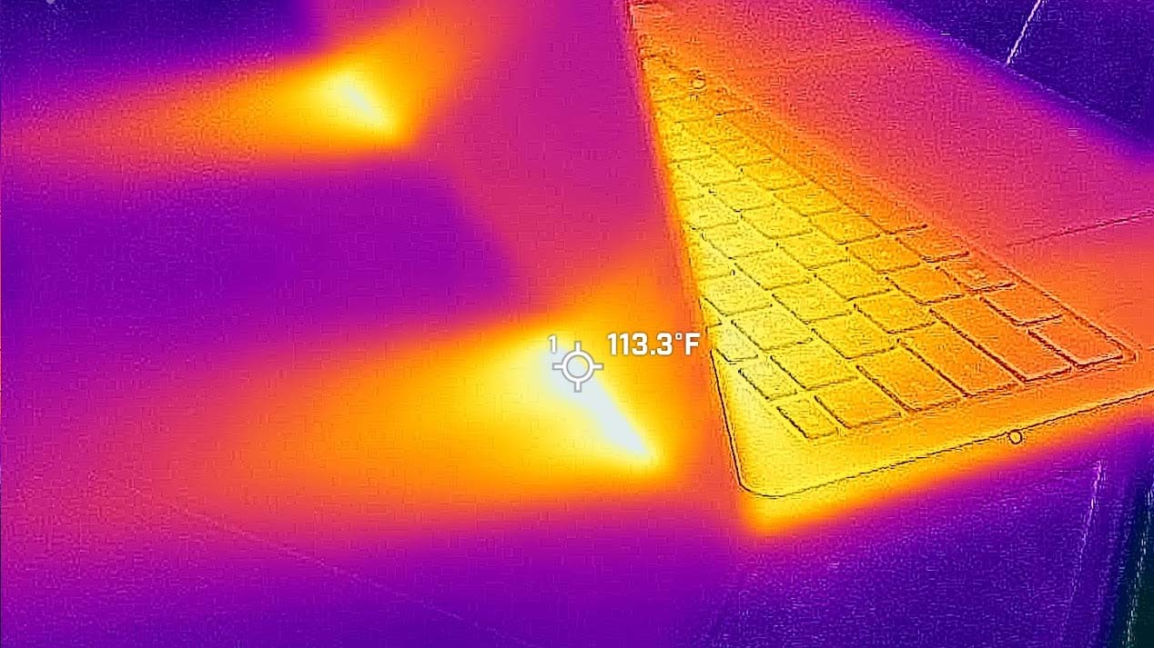 A closeup picture taken with a thermal camera of the Samsung Galaxy Book5 Pro's back vents.