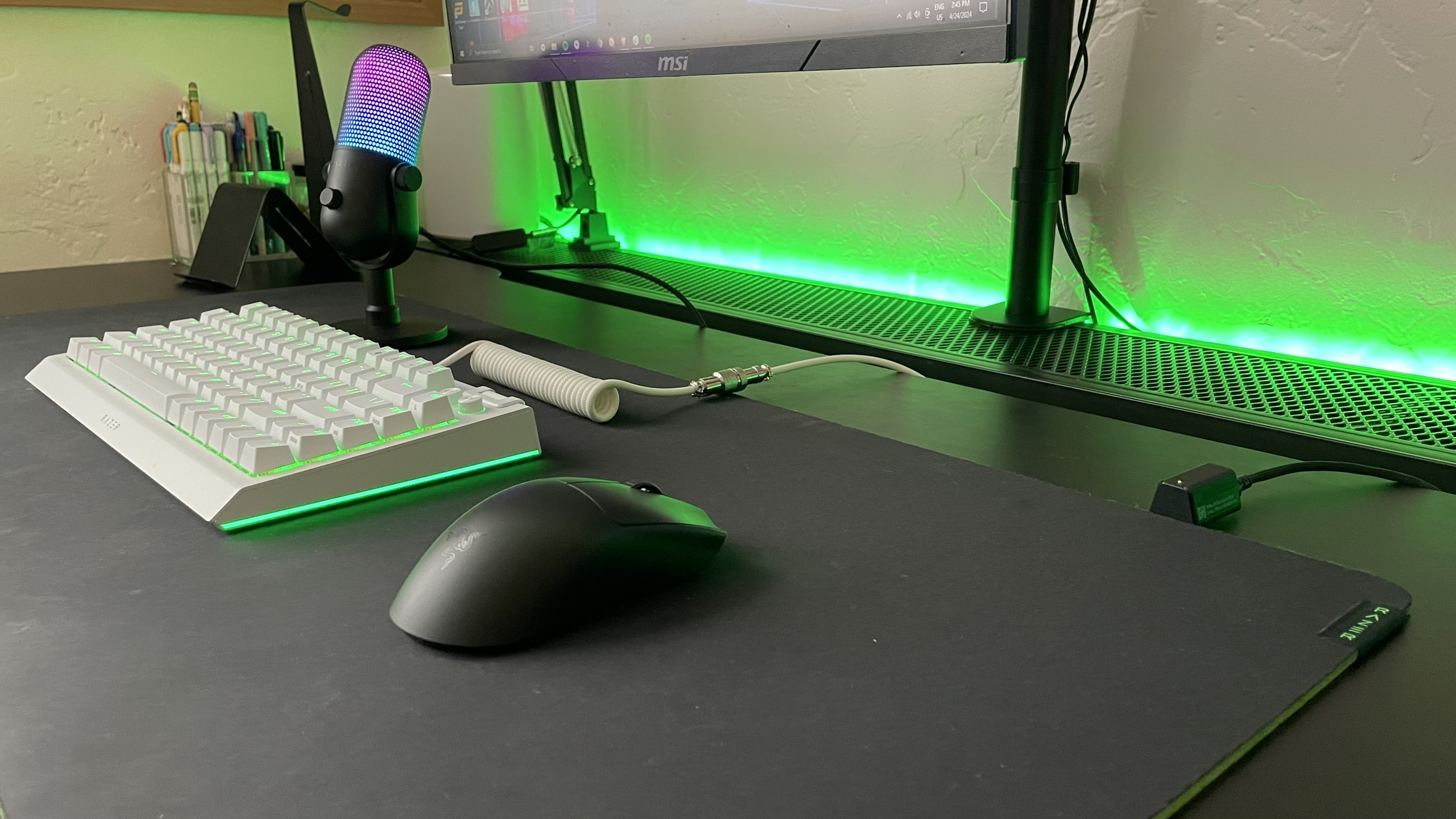 The Razer Viper V3 Pro gaming mouse in action