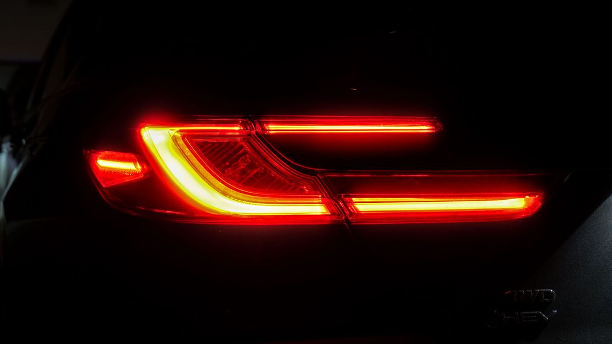 2025 Toyota Camry Hybrid XSE test drive review.