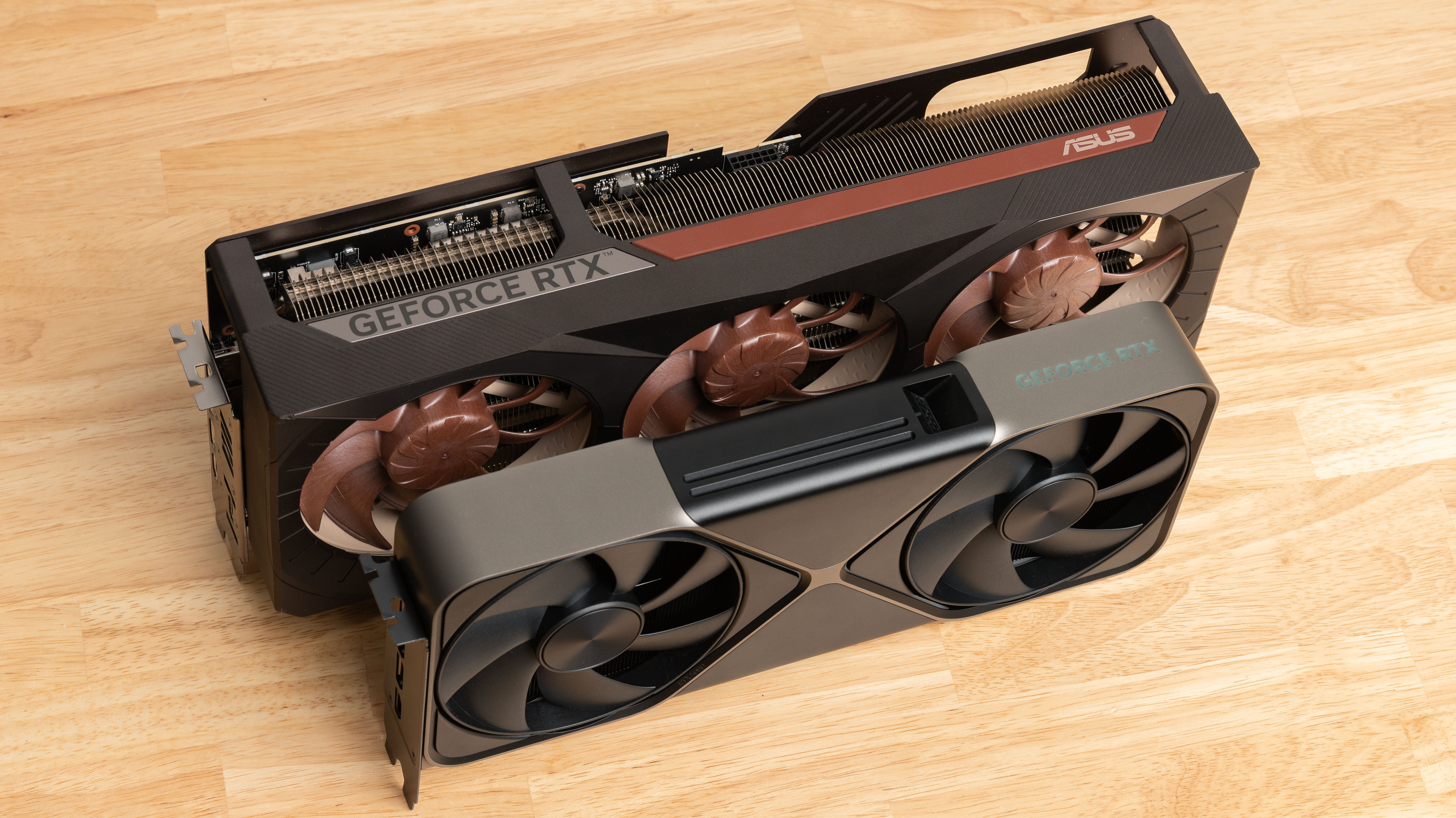 إصدار ASUS GeForce RTX 5080 Noctua