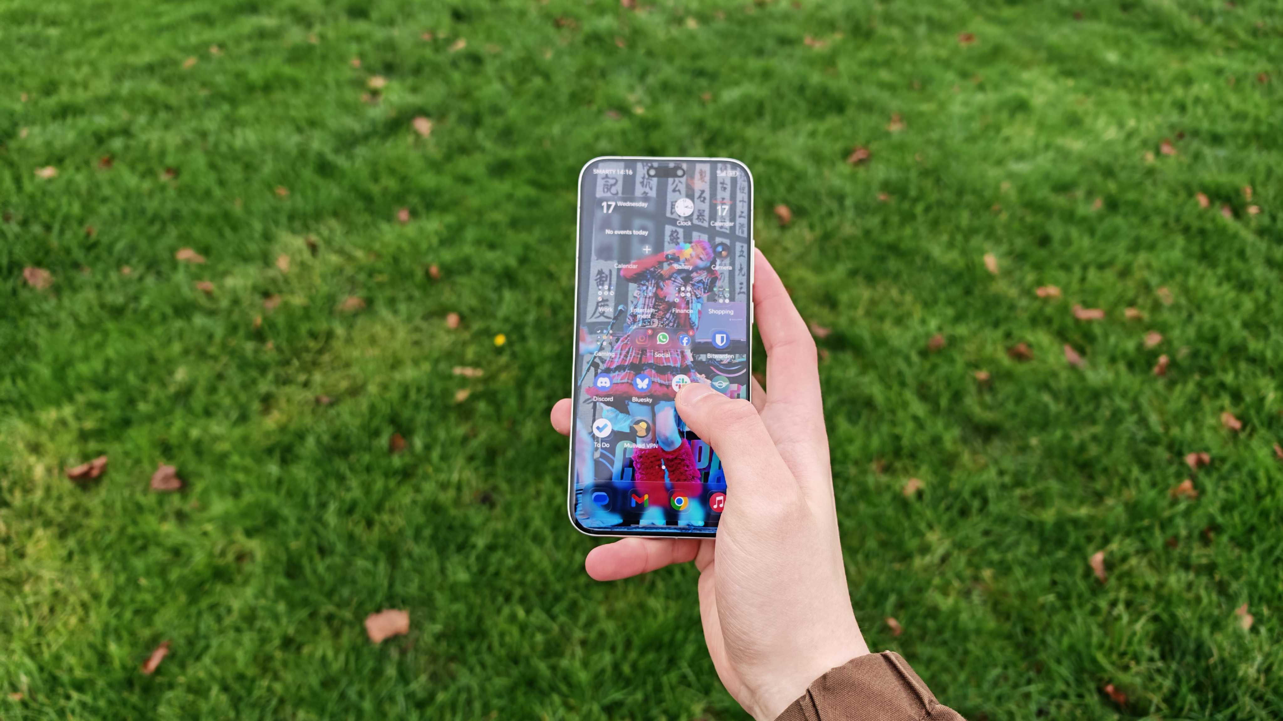 Honor Magic 8 Pro product shots