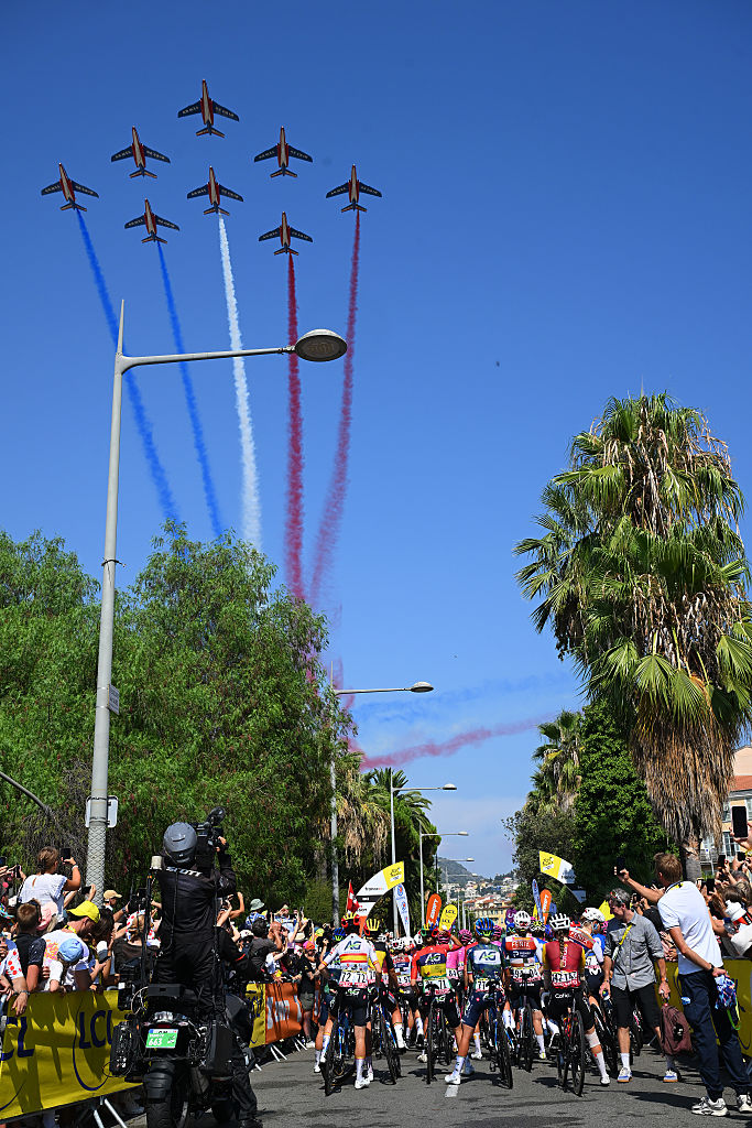 The French Red Arrows fly over the start in Nice at the 2026 Tour de France Femmes