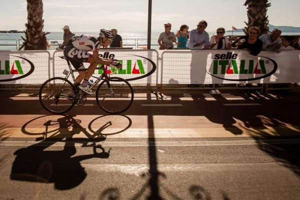 Lars Bak (Lotto Belisol) on the descent to the finish of stage 12