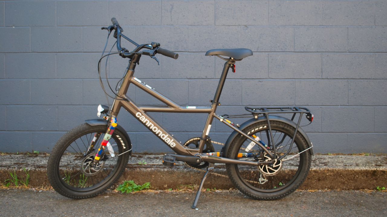 The Cannondale Compact Neo e-bike