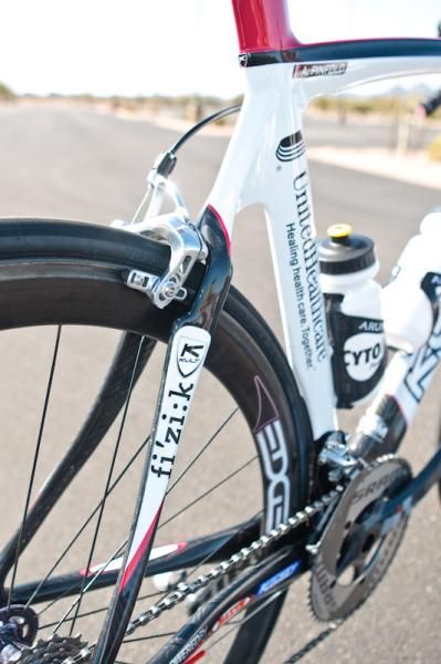 Though it's unclear just how much the cut-out seat tube actually contributes to aerodynamics, it certainly lends a speedy look.