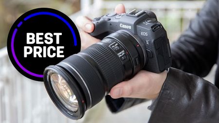 A person holds a Canon EOS camera with zoom lens; a "Best Price" badge is featured in the corner of the image