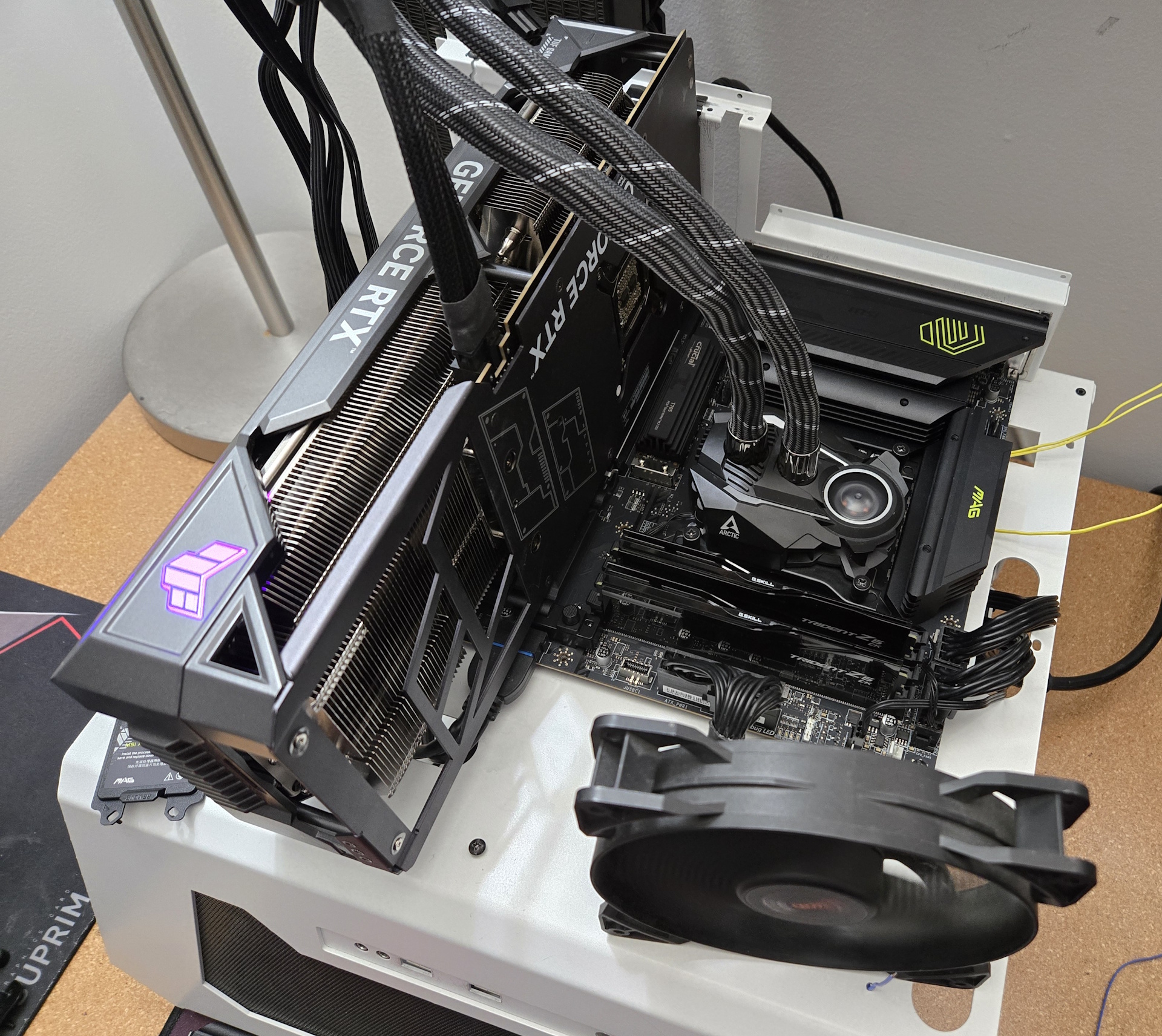 MSI MAG B860 Tomahawk Wifi