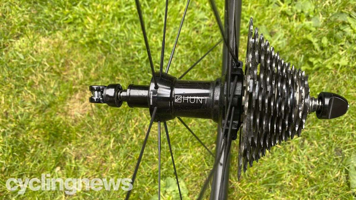 Hunt 36 Carbon Wide Aero review