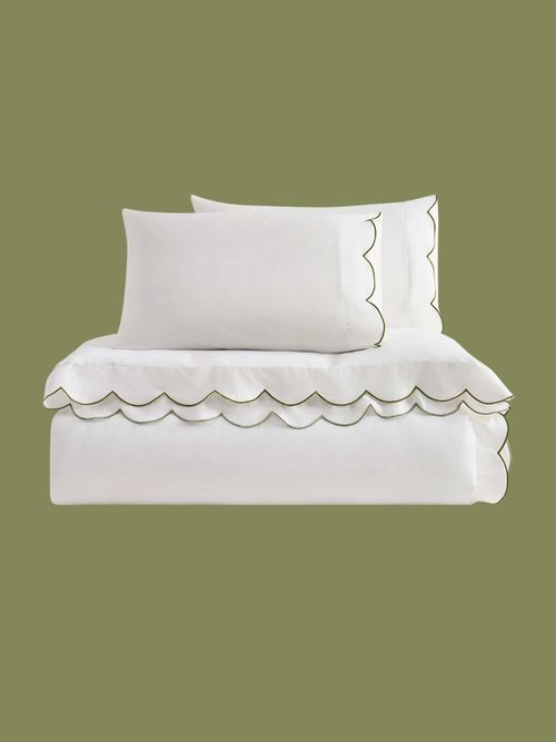 Simone 220 Thread Count Scallop Embroidered Edge Duvet Cover
