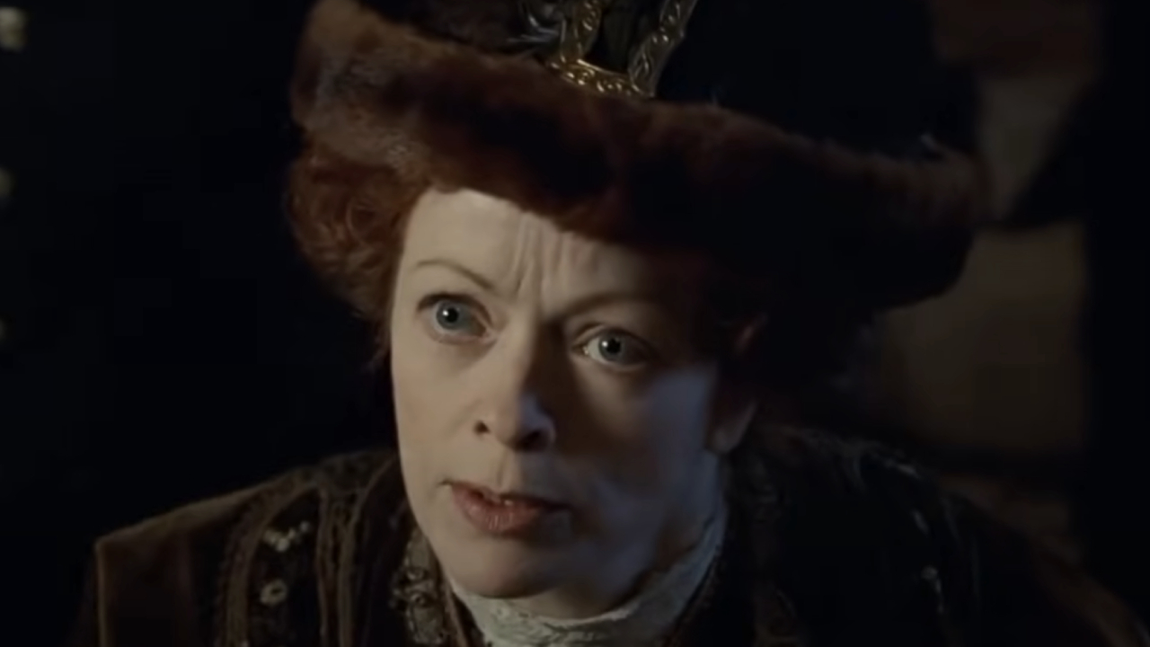 Frances Fisher in Titanic