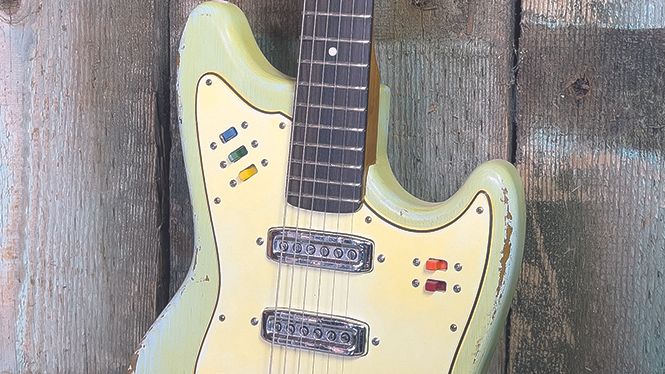 A detail photo of an Abernethy Sonic Empress THC electric guitar