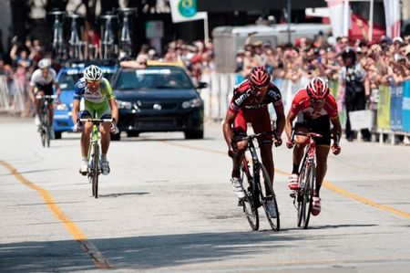 George Hincapie about to be beaten at the line by Matthew Busche