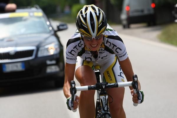 Evelyn Stevens (HTC - Columbia Women) during her 70km break.