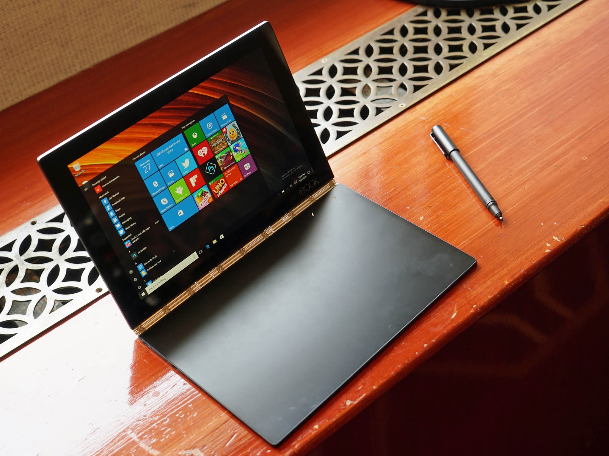 The Lenovo Yoga Book with 'Halo' digital keyboard and pen stylus is the  craziest PC yet