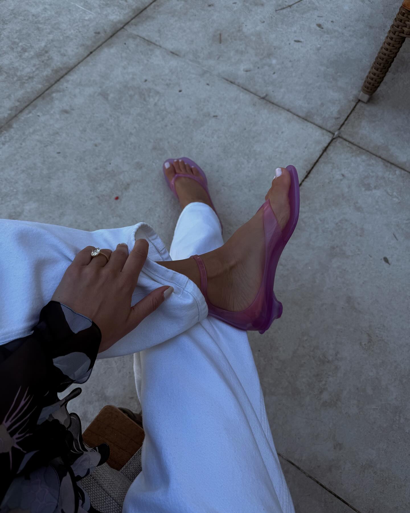 An image of the best Chloé sandals.