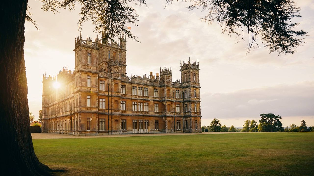 downton abbey highclere castle