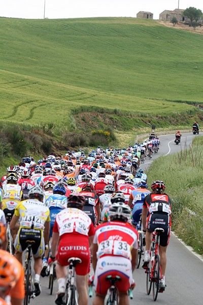The peloton in Sicily