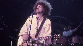 NEW YORK: Jeff Lynne and Electric Light Orchestra performing at the Beacon Theater in New York City in 1976. (Photo by Clayton Call/Redferns)
