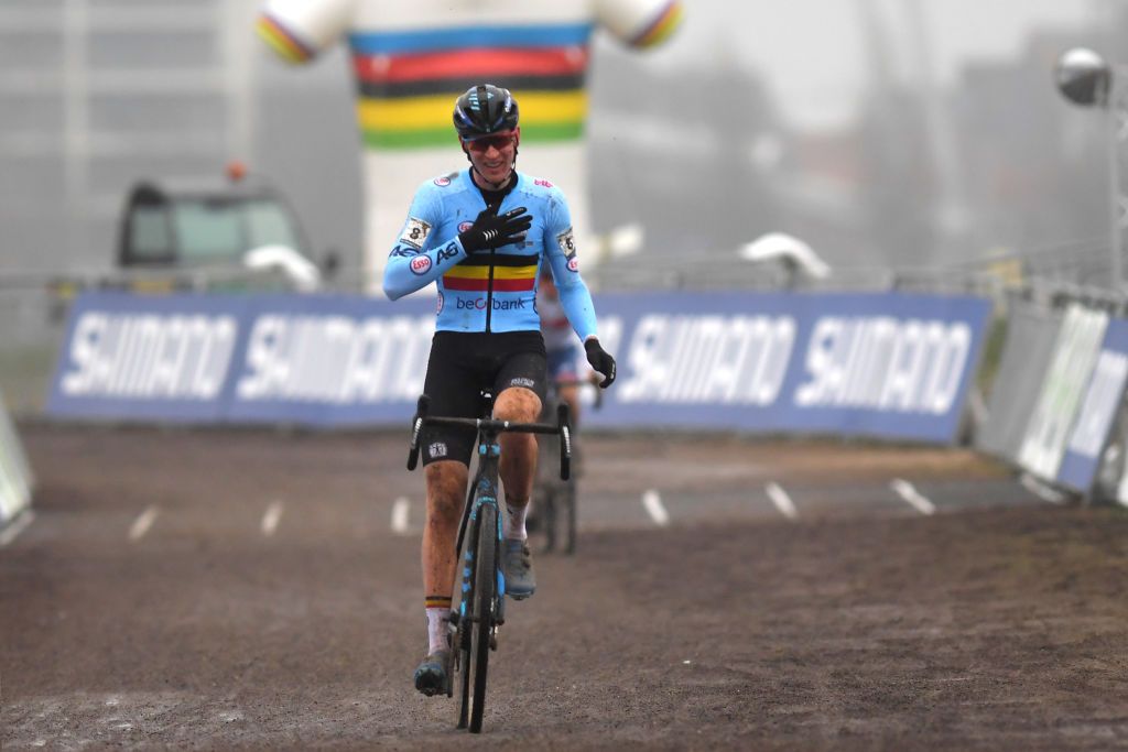 OOSTENDE BELGIUM JANUARY 31 Arrival Toon Aerts of Belgium Celebration during the 72nd UCI CycloCross World Championships Oostende 2021 Men Elite UCICX CXWorldCup Ostend2021 CX on January 31 2021 in Oostende Belgium Photo by Luc ClaessenGetty Images