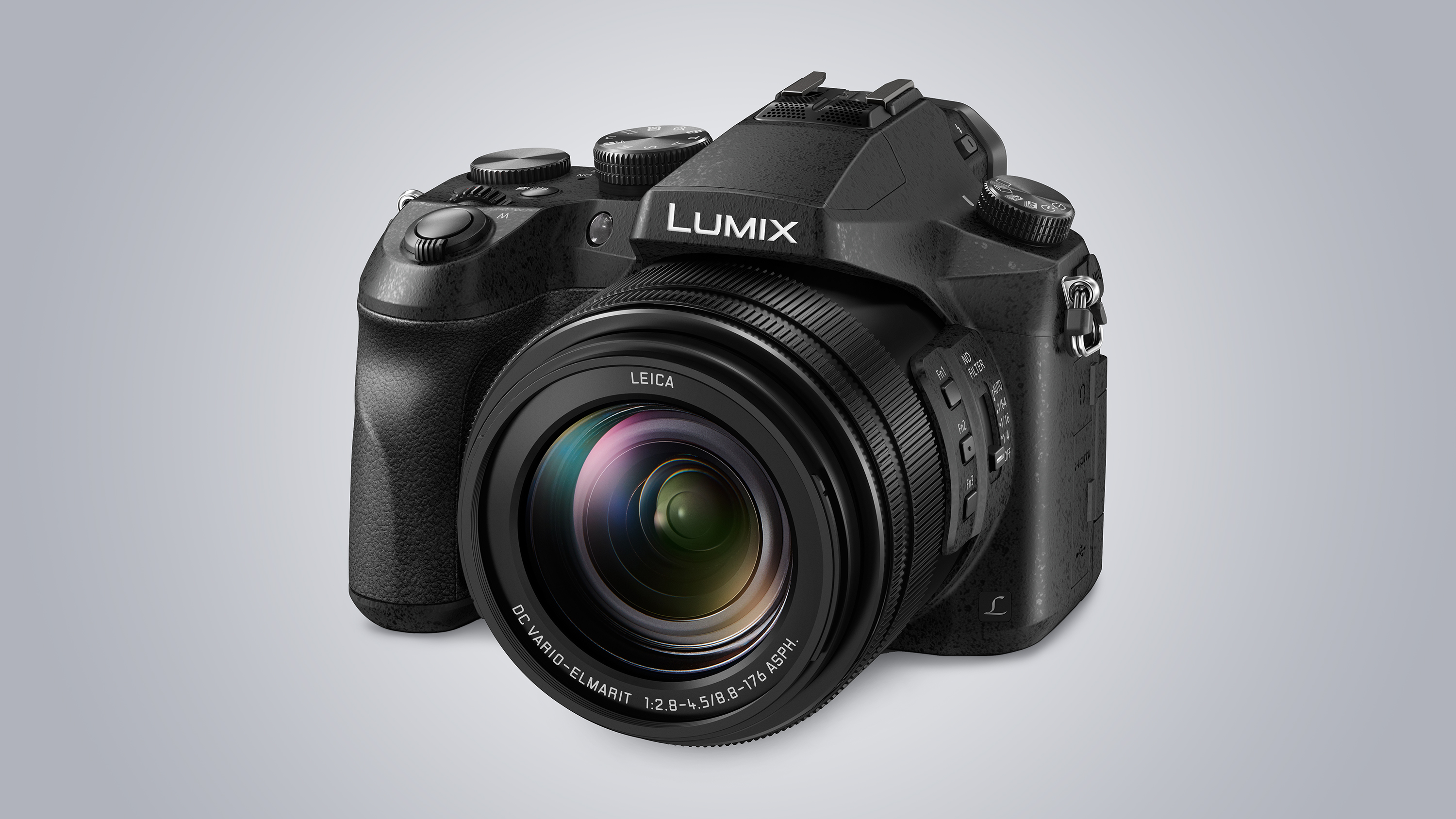 Panasonic FZ2000