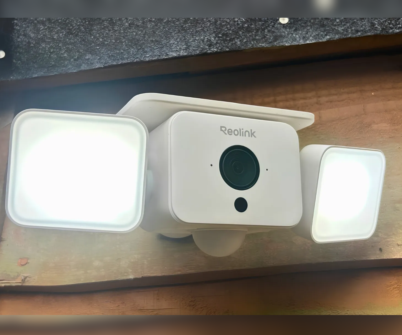 Solar Floodlight Cam