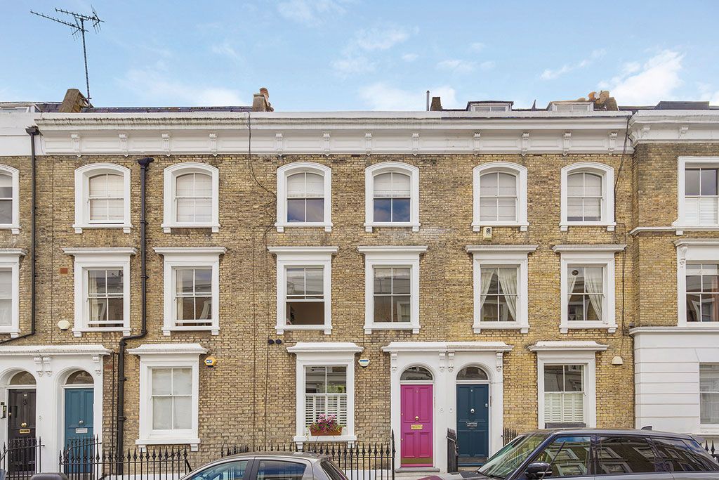 Houses for sale for around &pound;1m &ndash; Ifield Road, London SW10