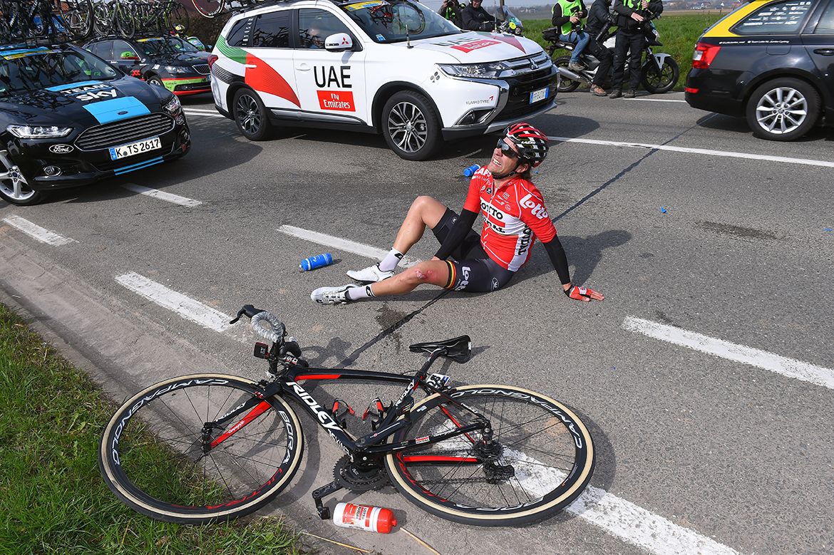 Tony Gallopin (Lotto Soudal) injured in E3 Harelbeke