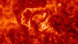 A close-up photo of the S-shape structure on the sun