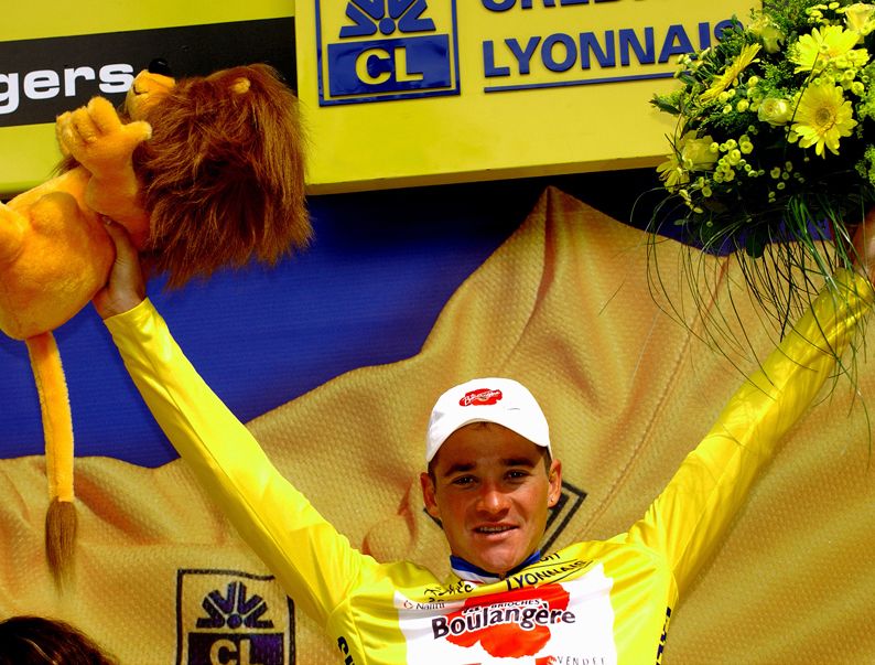 Thomas Voeckler pulls on the maillot jaune for the first time