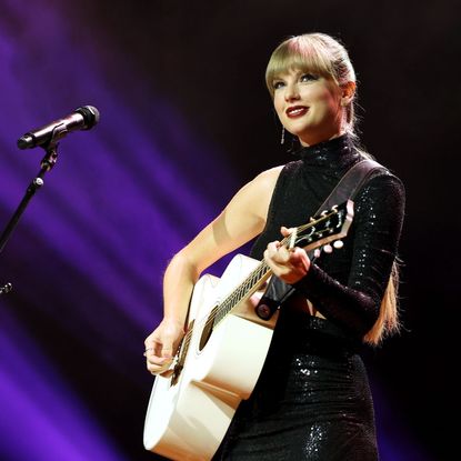 Taylor Swift performs onstage during 2022 Nashville Songwriter Awards