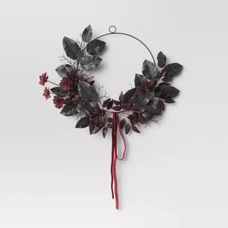 Black half wreath