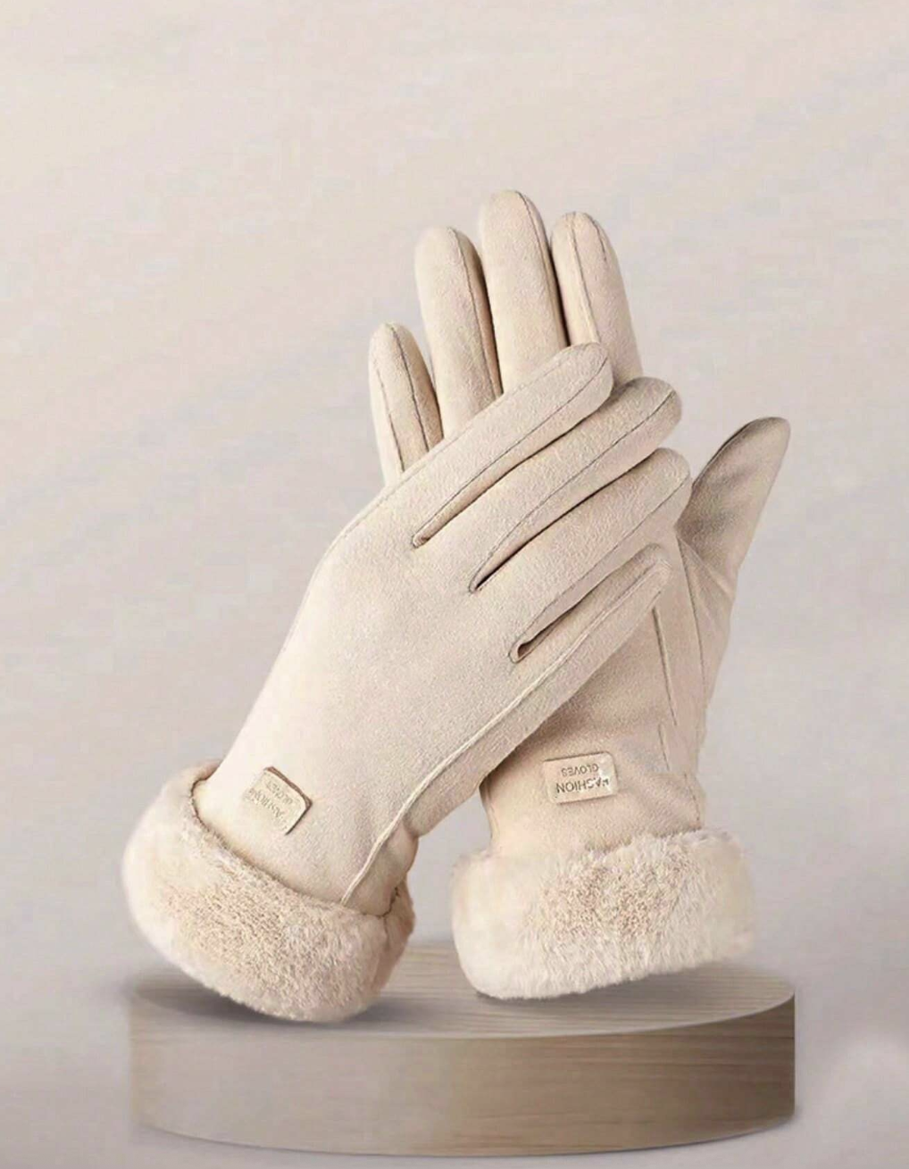 SHEIN, Winter Touchscreen Winter Gloves in Beige