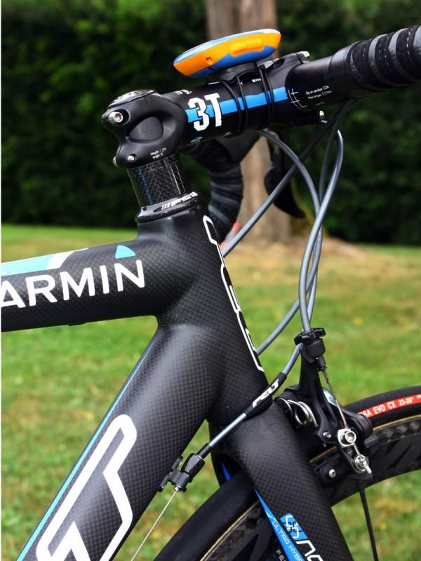 The Felt F1 uses a straight 1 1/8" front end but its successor is set to use a tapered one instead.
