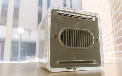 Apple takes the new Mac Pro back to the future in a classic tower - CNET